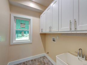 597 Pulaski, Kings Park NY 11754