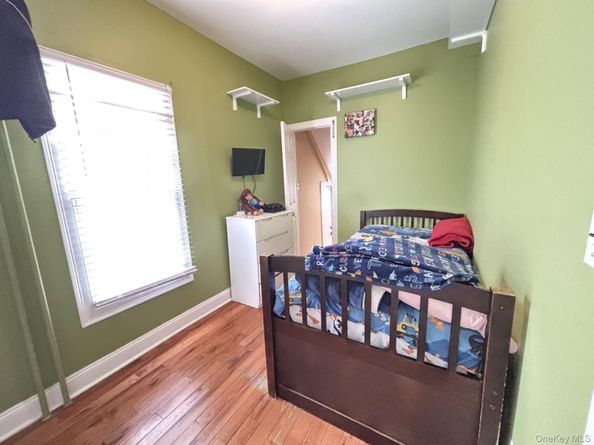 45 Lynbrook Avenue, Lynbrook NY 11563