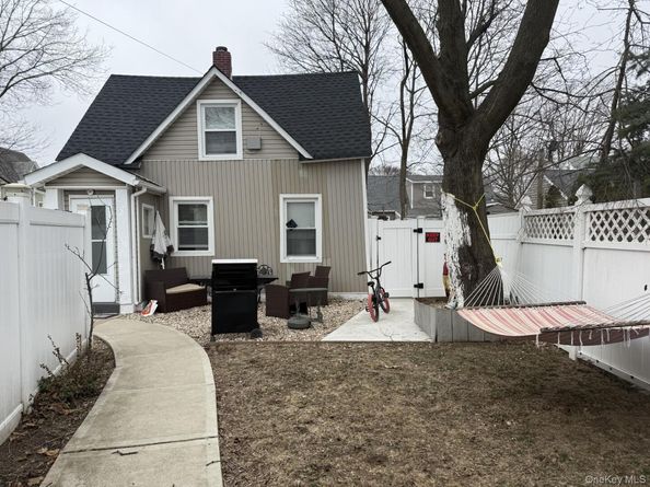 45 Lynbrook Avenue, Lynbrook NY 11563