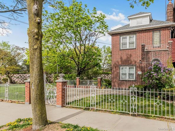1311-1313 Kearney Avenue, Bronx NY 10465