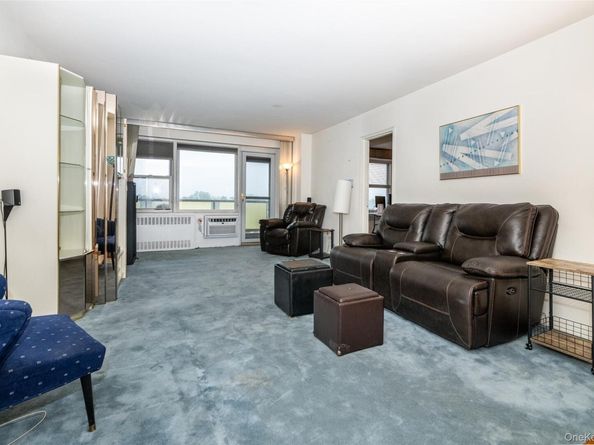 1841 Central Park Avenue 8E, Yonkers NY 10710