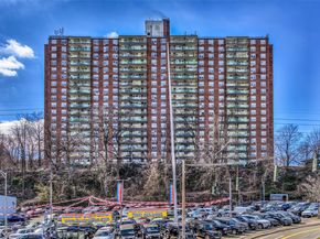 1841 Central Park Avenue 8E, Yonkers NY 10710