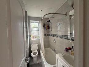141-13 78th Road 2M, Flushing NY 11367