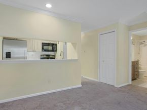 500 Pondside Drive 2E, White Plains NY 10607