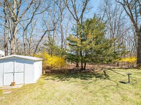 1407 Middle Road 6, Calverton NY 11933