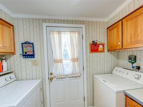 1407 Middle Road 6, Calverton NY 11933