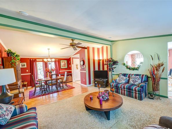 1407 Middle Road 6, Calverton NY 11933
