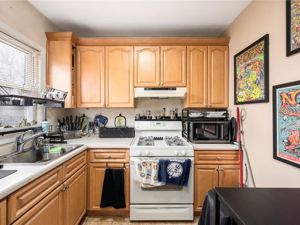 1290 Edison Avenue Avenue, Bronx NY 10461
