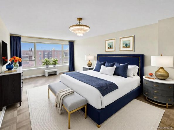 166-25 Powells Cove Boulevard 8E, Beechhurst NY 11357