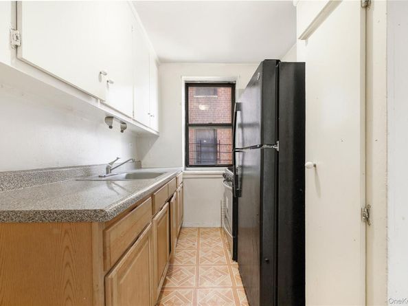 2830 Briggs Avenue 3F, Bronx NY 10458