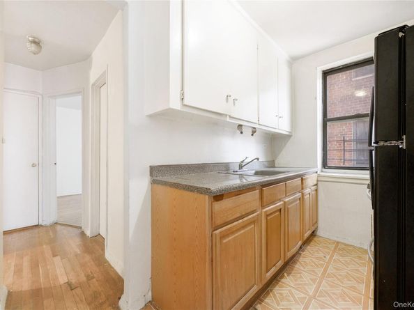 2830 Briggs Avenue 3F, Bronx NY 10458