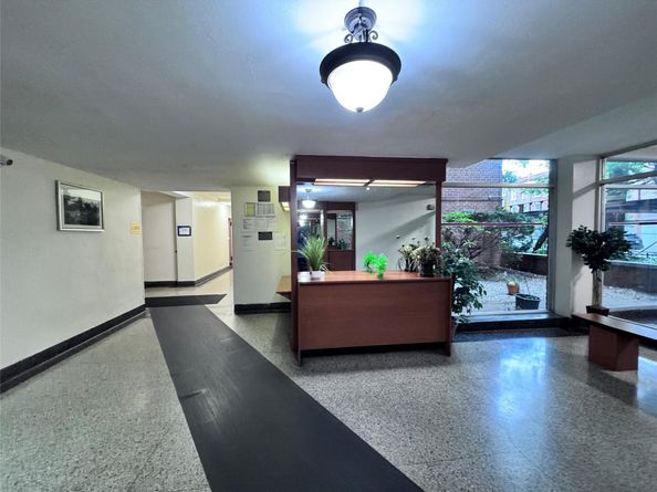 33-24 junction Boulevard 6R, Jackson Heights NY 11372