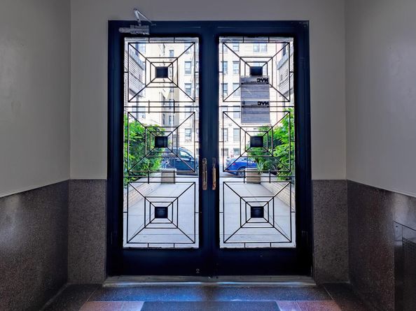 251 Seaman Avenue 6A, New York (Manhattan) NY 10034