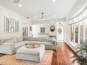 105 Midway Avenue, Locust Valley NY 11560