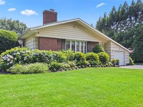 105 Midway Avenue, Locust Valley NY 11560