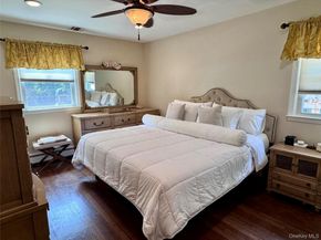 105 Midway Avenue, Locust Valley NY 11560