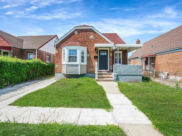 21609 104th Avenue, Queens Village NY 11429