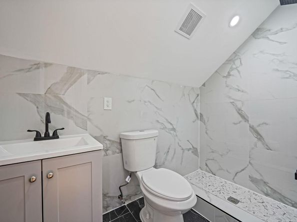 21609 104th Avenue, Queens Village NY 11429