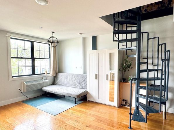 219 Weirfield Street 5, Brooklyn NY 11221
