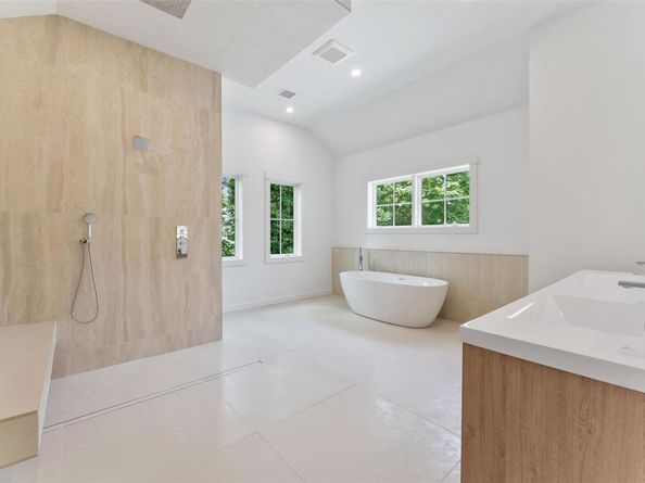 101 Carthage Road, Scarsdale NY 10583