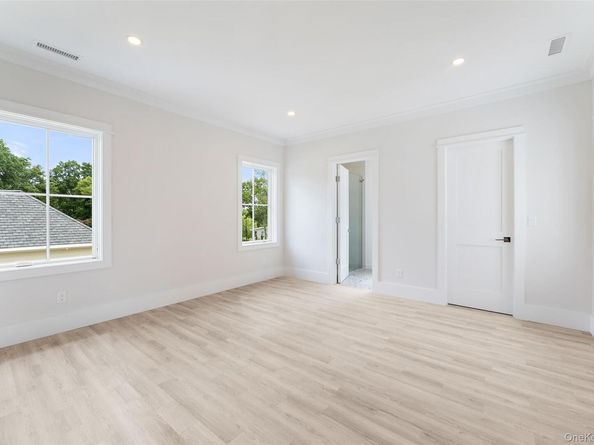 101 Carthage Road, Scarsdale NY 10583