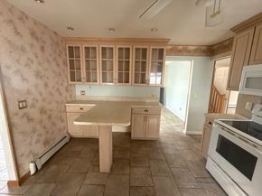 5 E Court, East Rockaway NY 11518