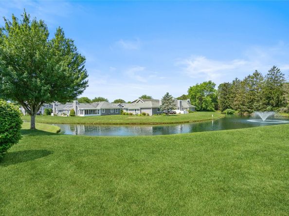 575 Mirror Pond Court, Moriches NY 11955