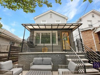 1272 E 38th Street
