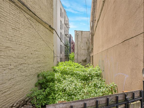 364 E 167th Street, Bronx NY 10456