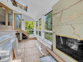 19 Clearland Road, Syosset NY 11791
