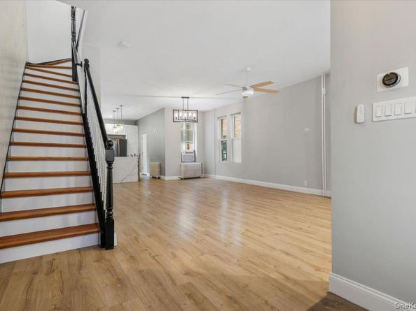 525 E 235th Street, Bronx NY 10470