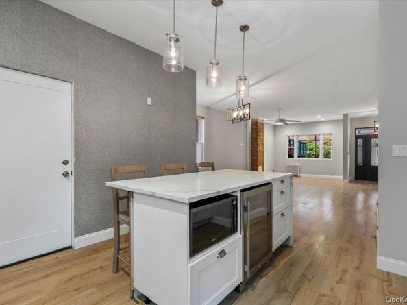 525 E 235th Street, Bronx NY 10470