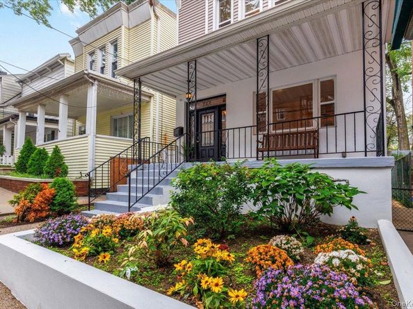 525 E 235th Street, Bronx NY 10470