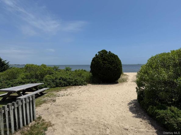 2 Bayside Avenue, East Quogue NY 11942
