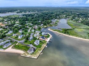 2 Bayside Avenue, East Quogue NY 11942