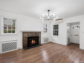 100 E Fenimore Street, Valley Stream NY 11580