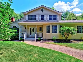 150 N Woods Drive