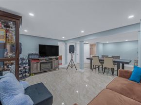 5640 Francis Lewis Boulevard, Bayside NY 11364