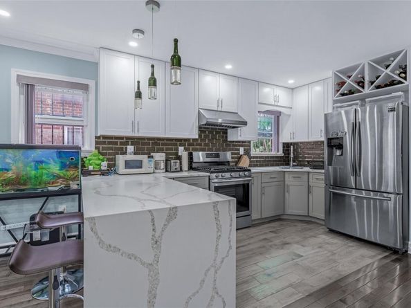 5640 Francis Lewis Boulevard, Bayside NY 11364