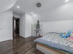 5640 Francis Lewis Boulevard, Bayside NY 11364