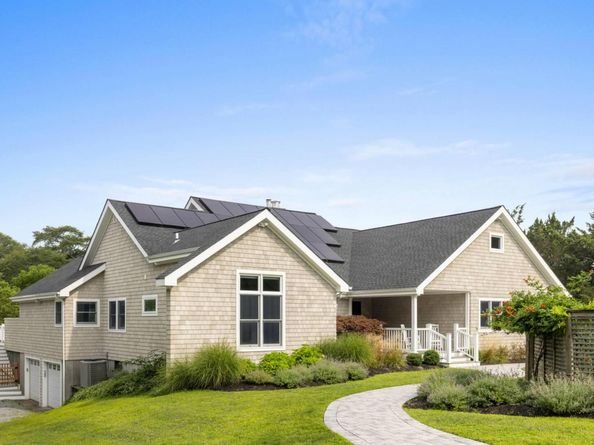 38 Brushy Neck Lane, Westhampton NY 11977