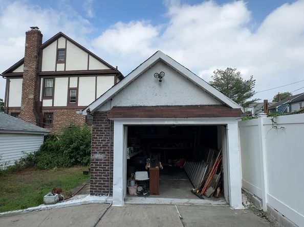 8259 172nd Street, Jamaica NY 11432