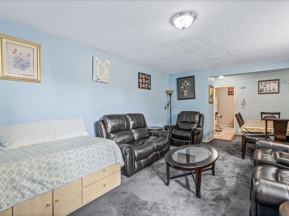 144-55 Melbourne Ave 2E, Flushing NY 11367