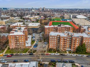 144-55 Melbourne Ave 2E, Flushing NY 11367