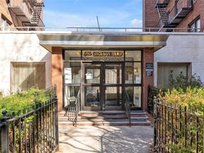 141-05 Pershing Crescent 210, Briarwood NY 11432