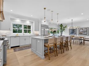 89 Choir Lane, Westbury NY 11590