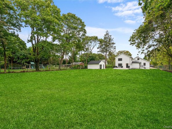 147 S Fairview Avenue, Bayport NY 11705