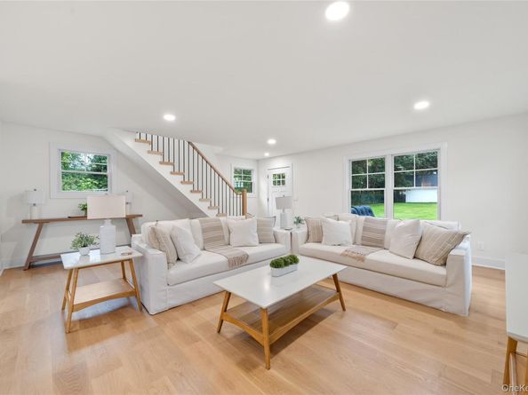 147 S Fairview Avenue, Bayport NY 11705