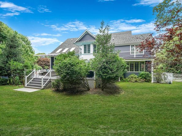 12 Griffen Court, Miller Place NY 11764