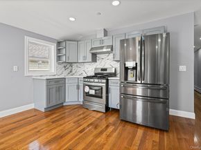 18821 118th Avenue, Saint Albans NY 11412